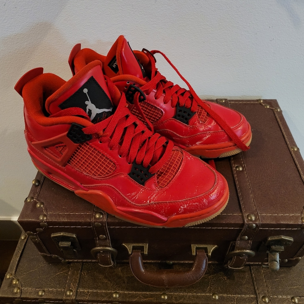 Jordan 4 Retro Fire Red Singles Day 2018 (W)